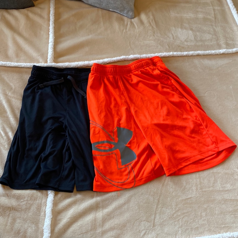 Under Armour Boys Medium